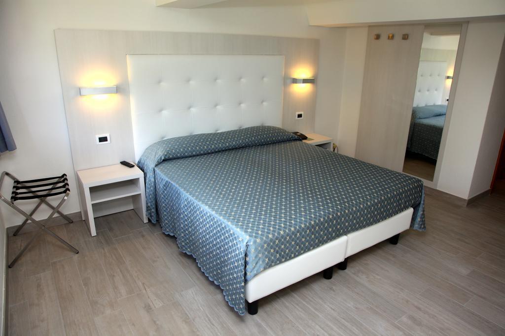 Garni Bellavista 호텔 칼세라니카알라고 객실 사진